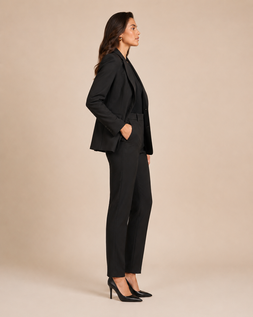 Nathalie - Tweedelig damespak met getailleerde blazer en rechte broek