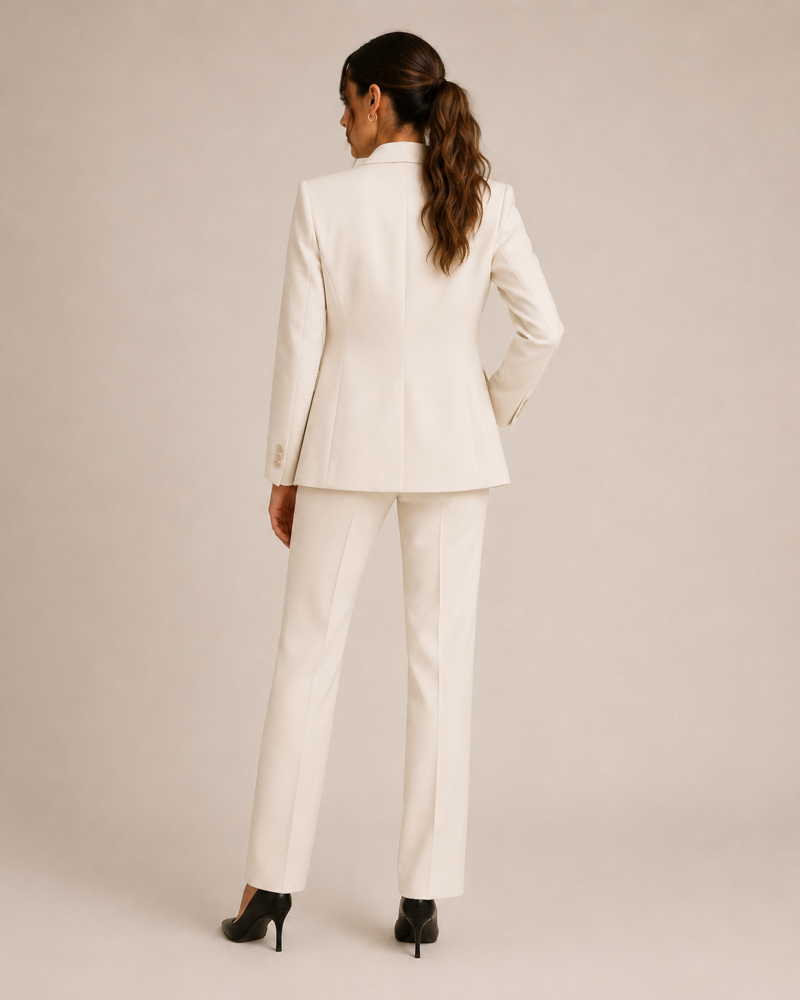 Nathalie - Tweedelig damespak met getailleerde blazer en rechte broek