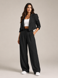 Sorelia - Tweedelige krijtstreepset met cropped blazer en rechte broek