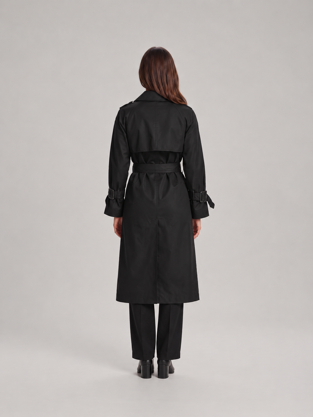 Charlotte - Zwarte lange dames trenchcoat met ceintuur