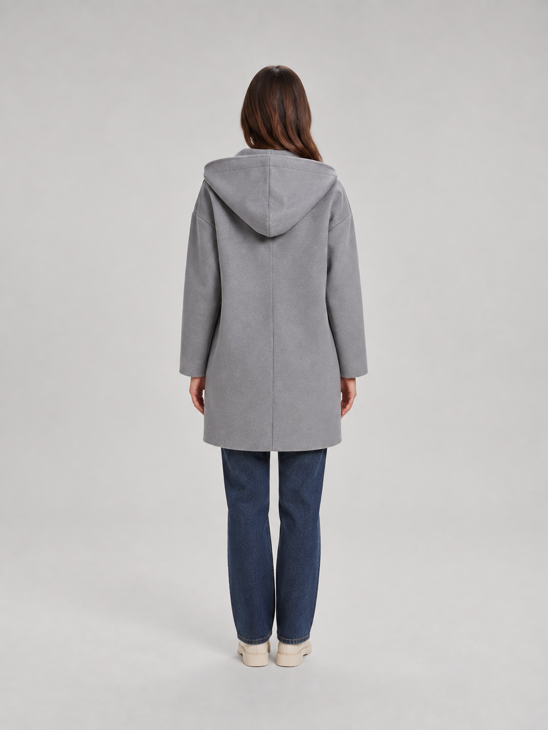 Julia - Oversized dames jas met capuchon en knoopsluiting