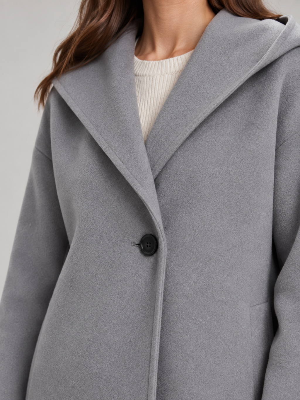 Julia - Oversized dames jas met capuchon en knoopsluiting