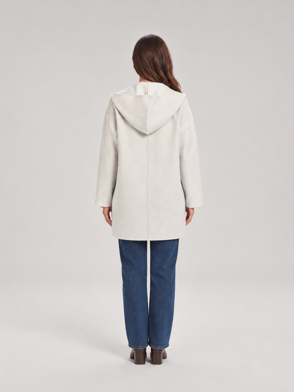 Julia - Oversized dames jas met capuchon en knoopsluiting