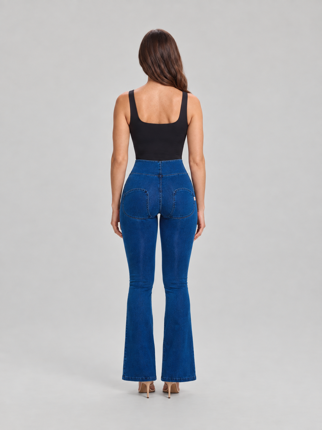 Veerle - Dames flared jeans met hoge taille en shaping pasvorm