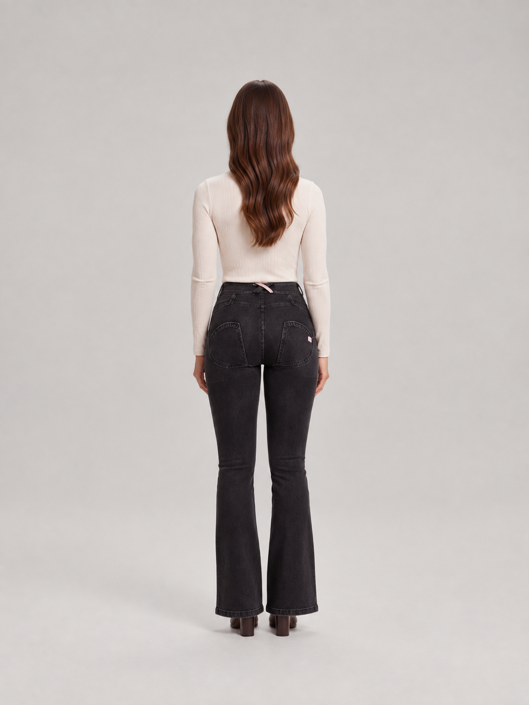 Evelien - Dames flared stretch jeans met middelhoge taille