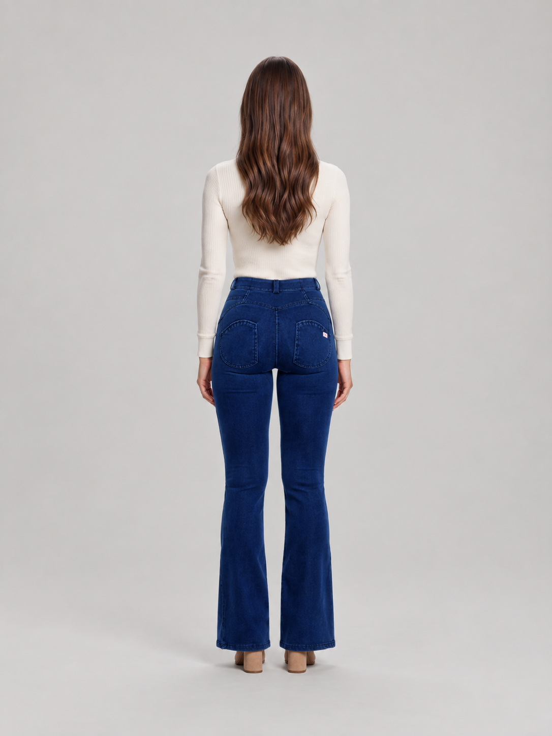 Evelien - Dames flared stretch jeans met middelhoge taille