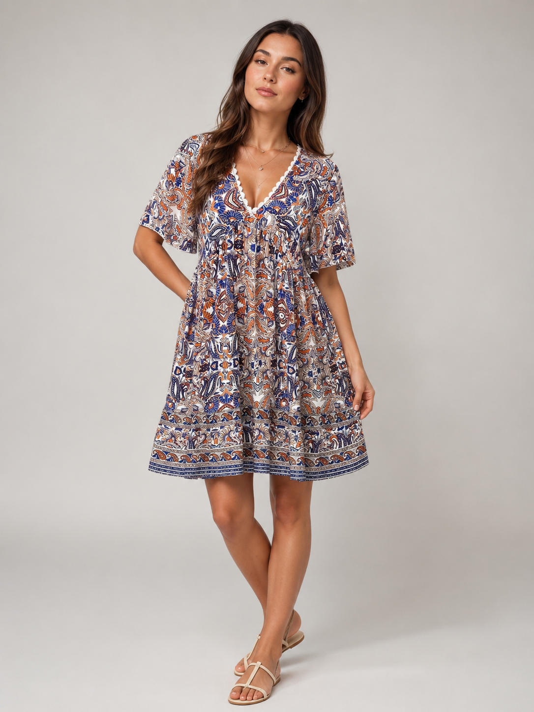 Mette - Boho Mini-jurk Met V-hals En All-over Print