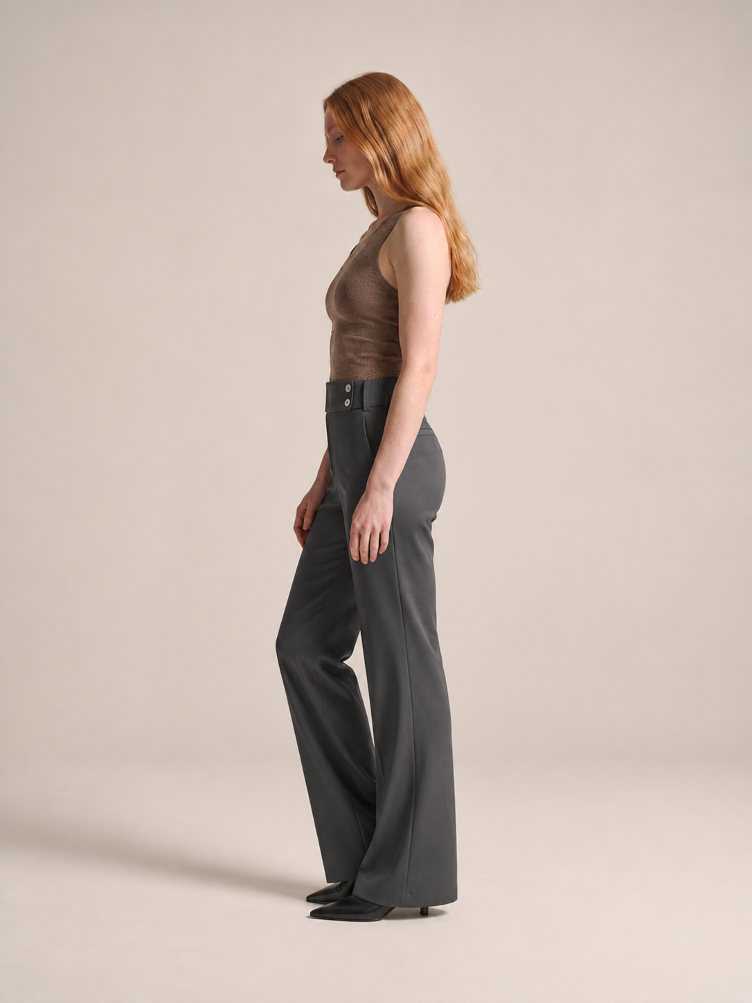 Carina - Dames flare broek met hoge taille en wijde pijpen