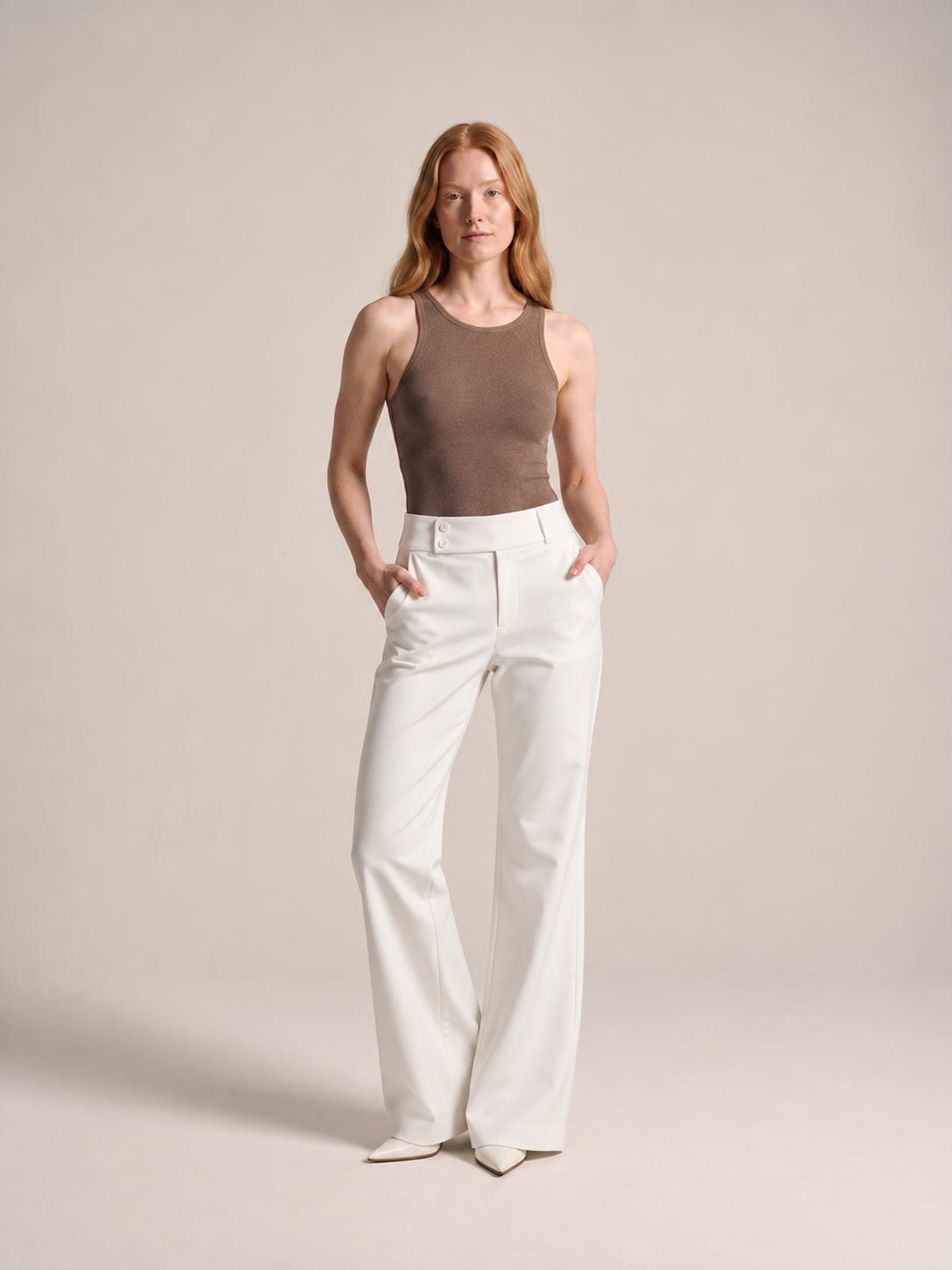 Carina - Dames flare broek met hoge taille en wijde pijpen