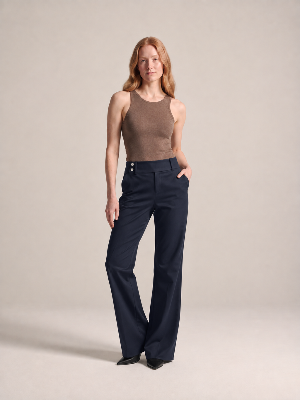 Carina - Dames flare broek met hoge taille en wijde pijpen