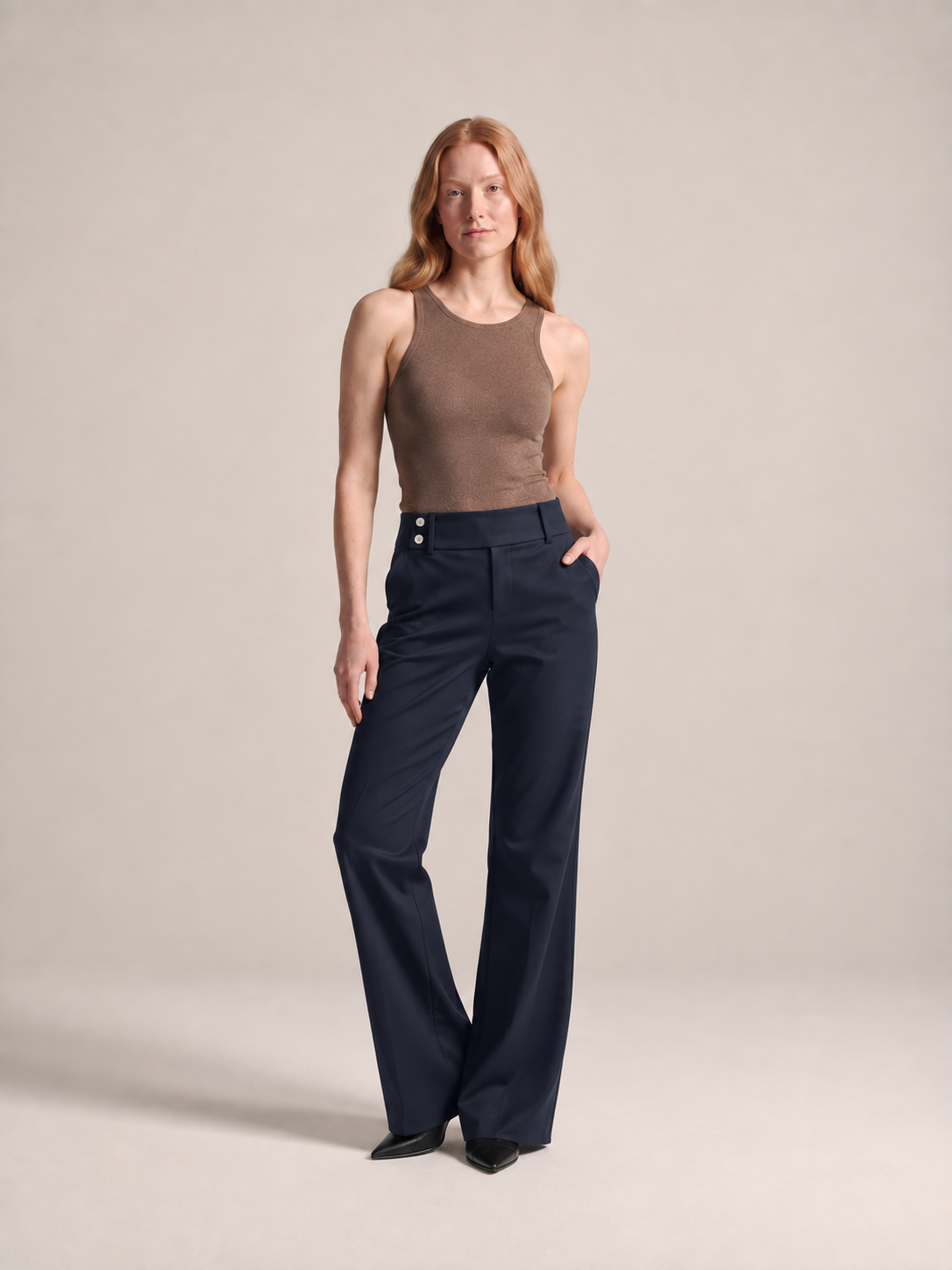 Carina - Dames flare broek met hoge taille en wijde pijpen