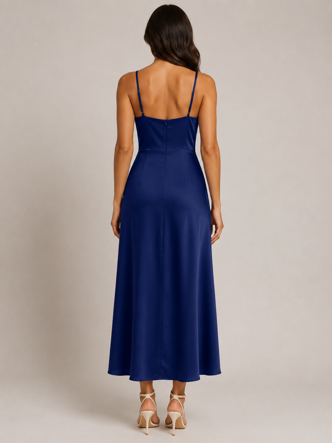 Quinelle - Midi-jurk Met V-hals En Hoge Split