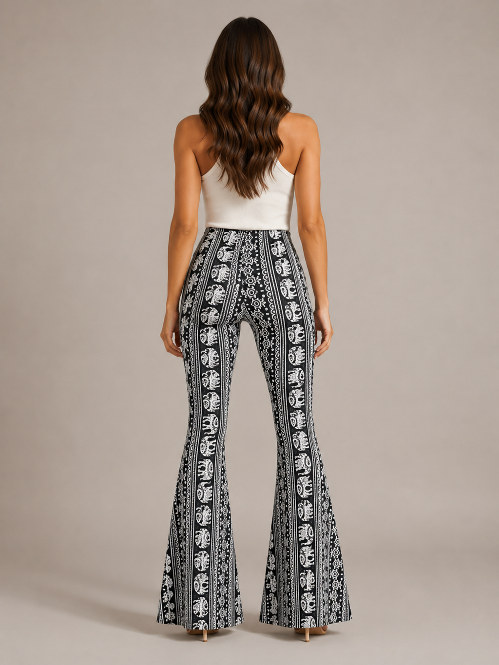 Qadence - Flared broek met sierlijke print en lage taille
