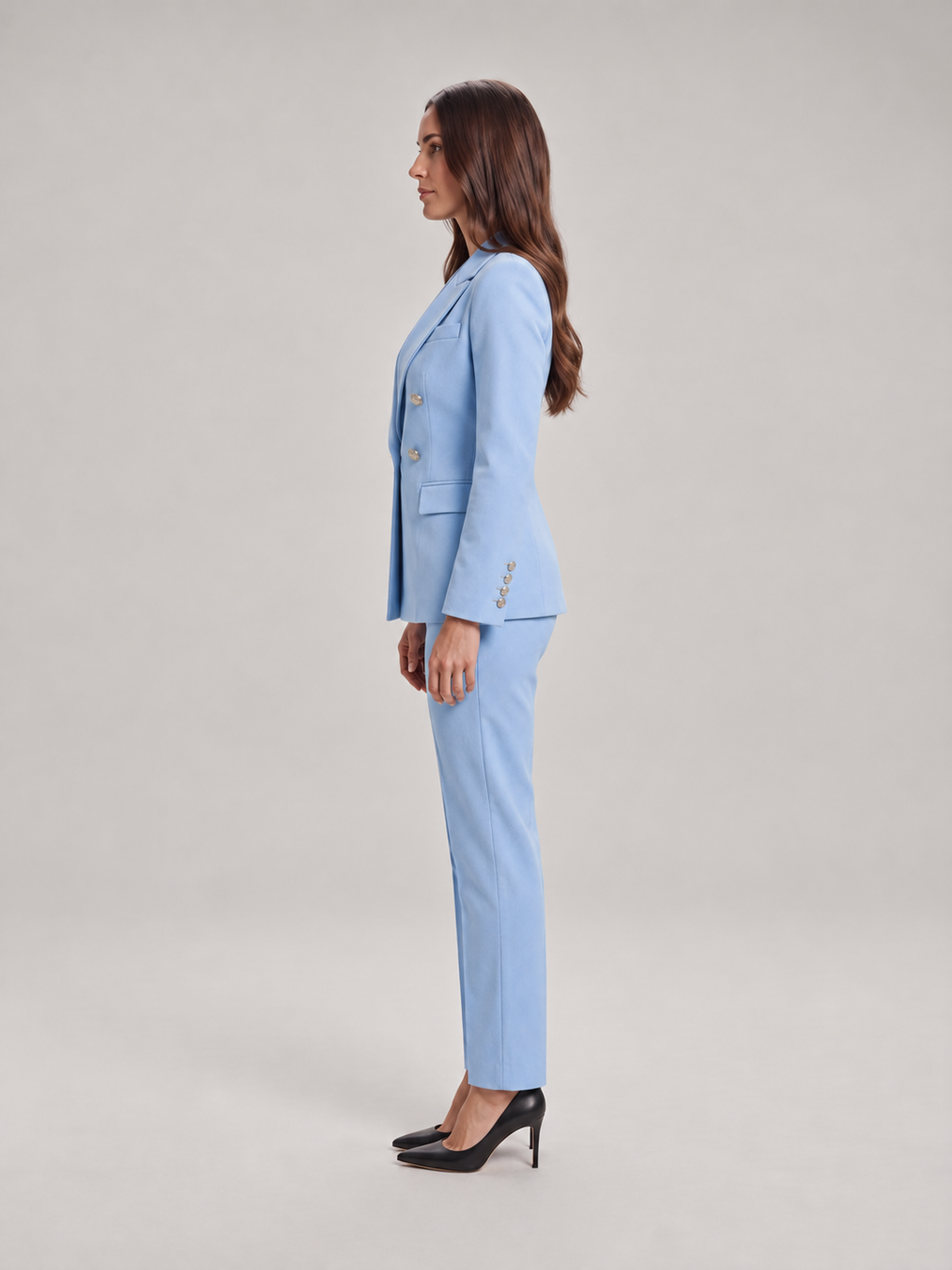 Vivienne - Lichtblauw dames broekpak met blazer voor kantoor