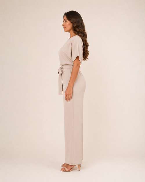 Gavira - Dames Jumpsuit met Minimalistisch Ontwerp en Flatterende Pasvorm