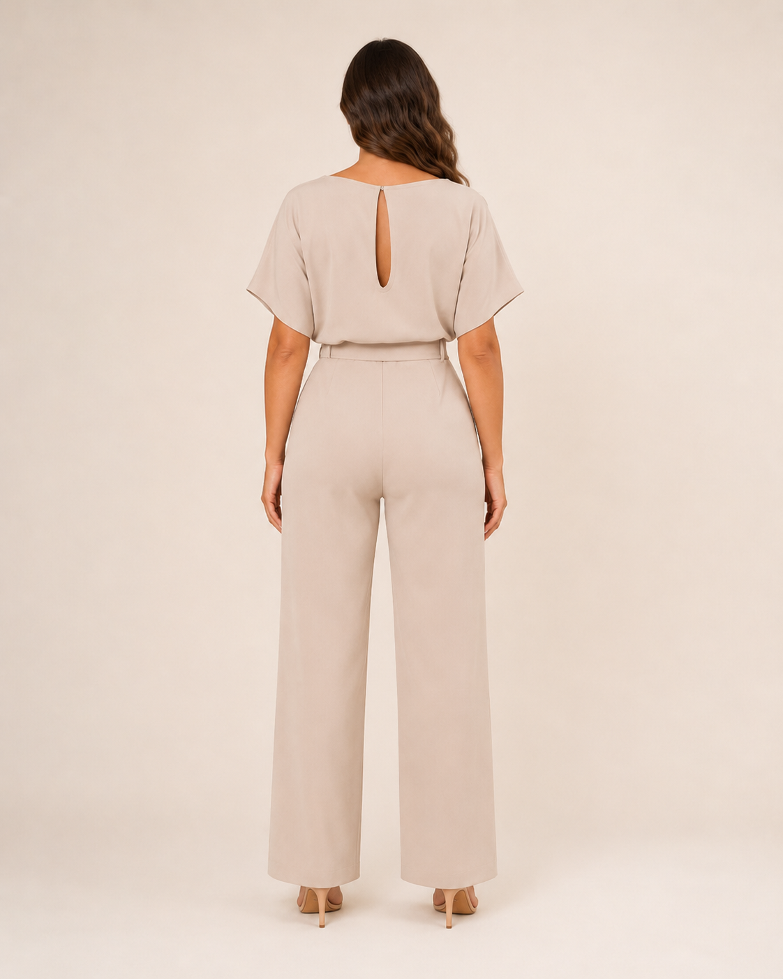 Gavira - Dames Jumpsuit met Minimalistisch Ontwerp en Flatterende Pasvorm