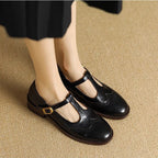 Ysolenne | Elegante T-Bar Mary Janes