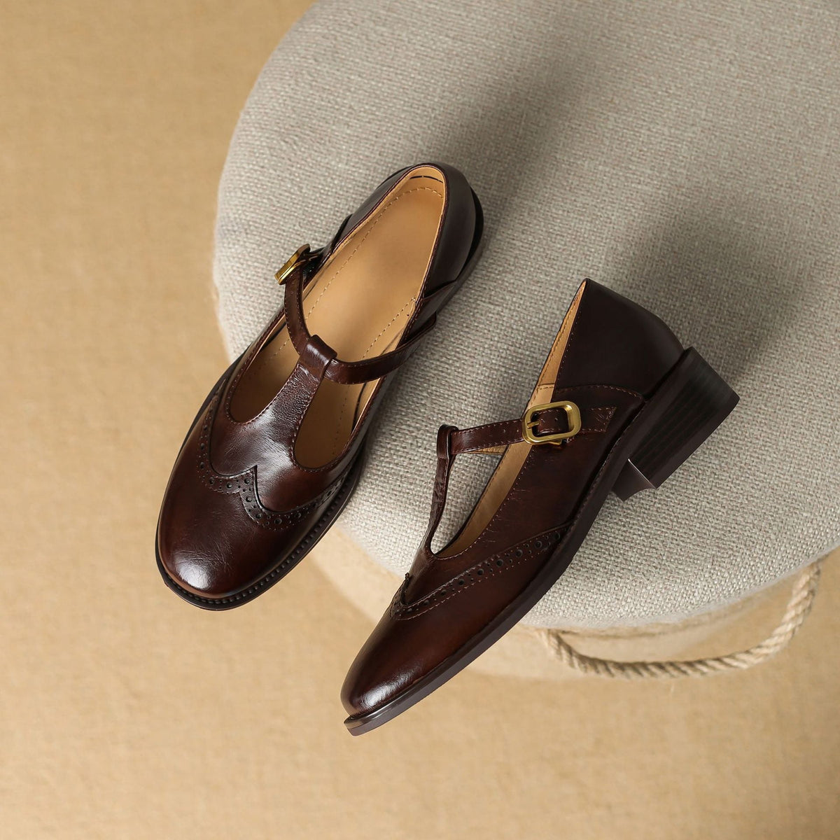 Ysolenne | Elegante T-Bar Mary Janes
