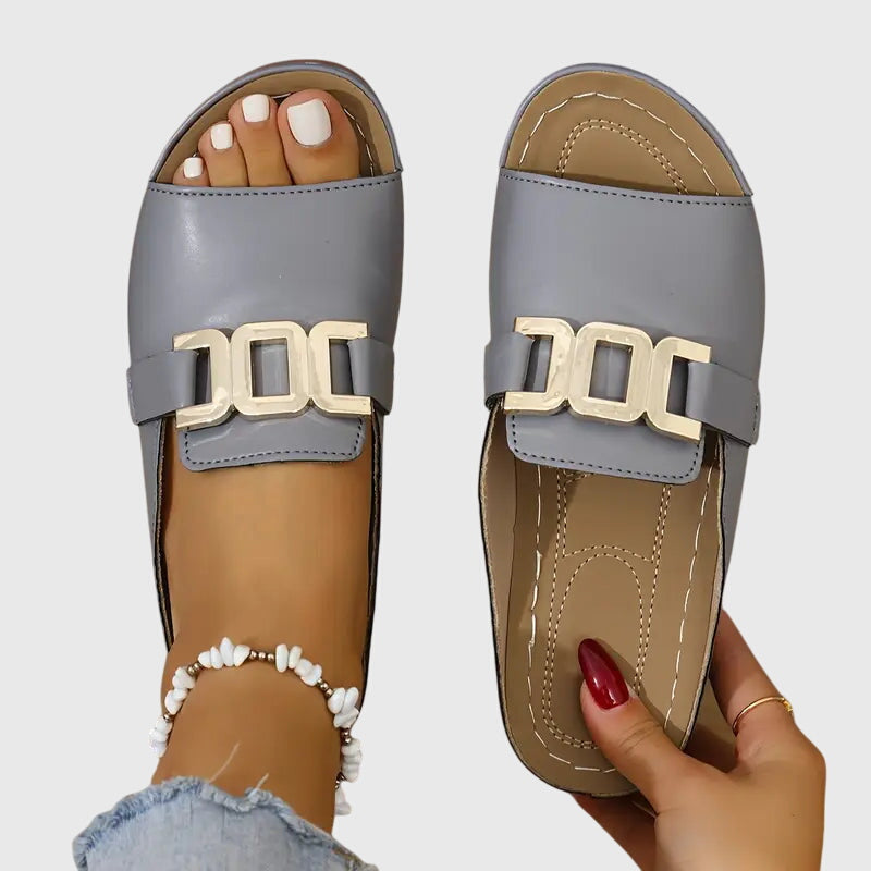 Kathryn | Comfortabele Gespsandalen