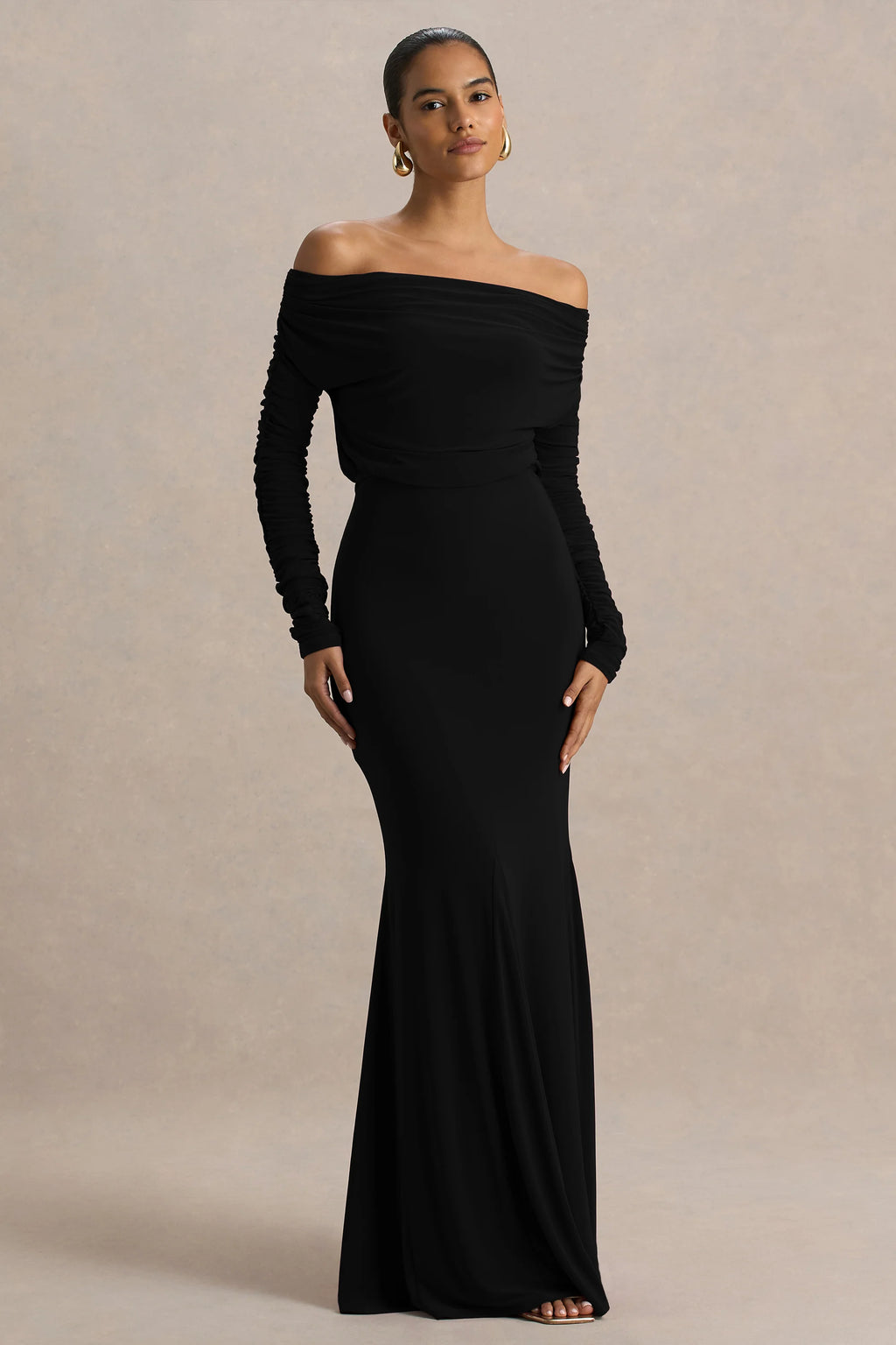 Cilla | Bordeaux Bardot Nek Maxi Jurk Met Gerimpeld Details