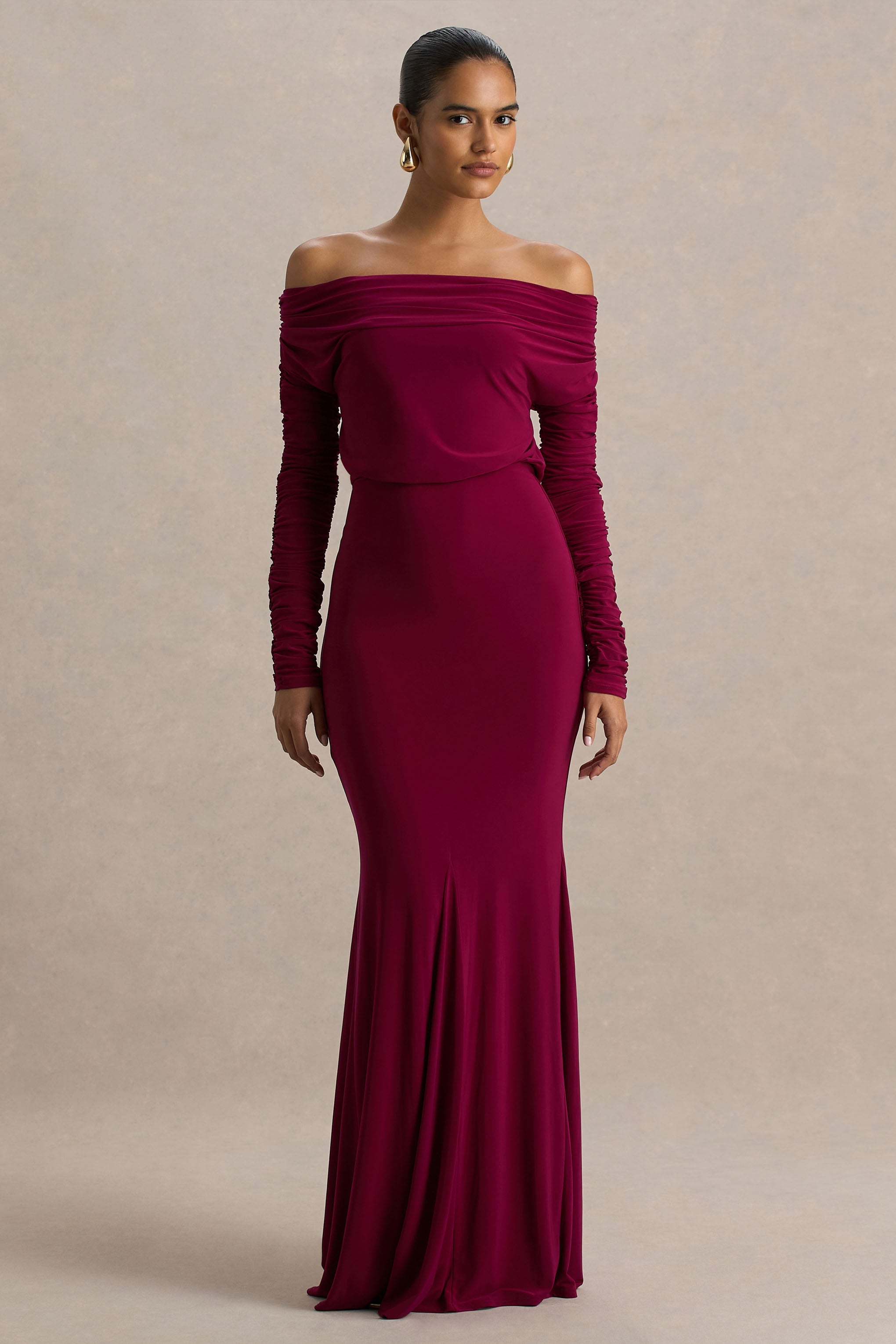 Cilla | Bordeaux Bardot Nek Maxi Jurk Met Gerimpeld Details
